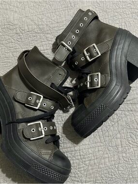 Converse Chuck 70 De Luxe Heel Leather & Buckles boots green men’s 6 women 8